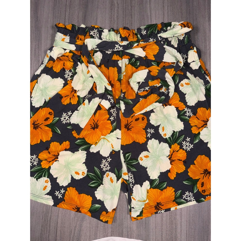 LuLaRoe Tropical Hibiscus Floral Paperbag Waist Shorts Navy Orange Medium F2 - Picture 5 of 9